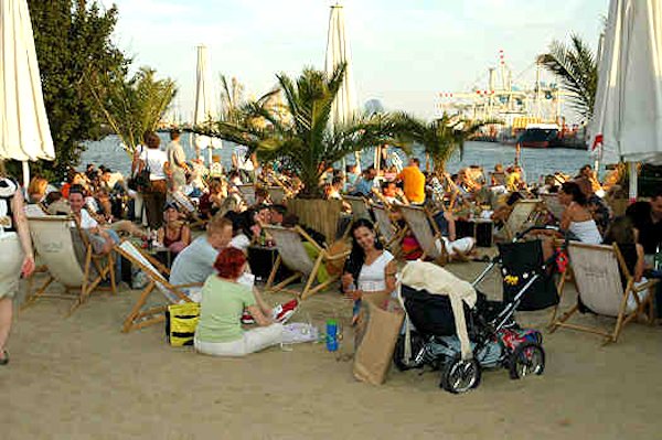 I Beachclub lungo l'Elba