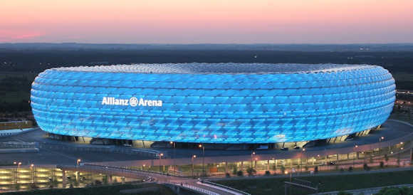 Illuminazione dell'Allianz-Arena di Monaco