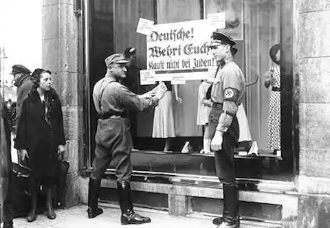 I nazisti boicottano i negozi degli ebrei (1933)