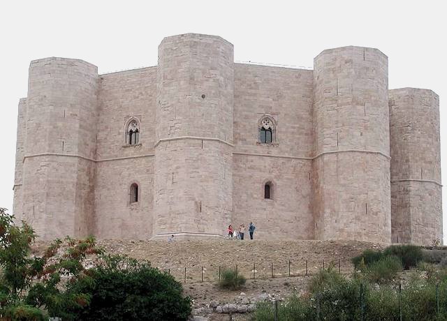 Il Castel del Monte in Puglia