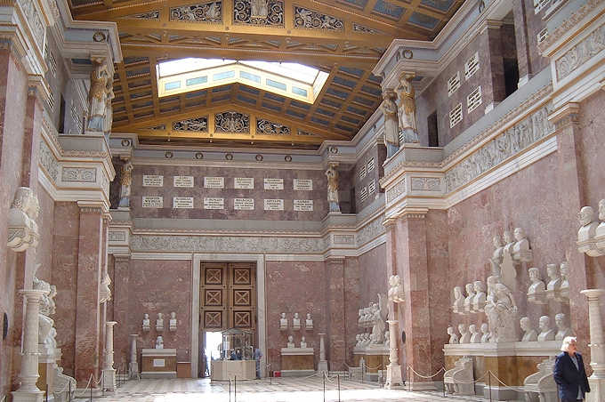All'interno del Walhalla