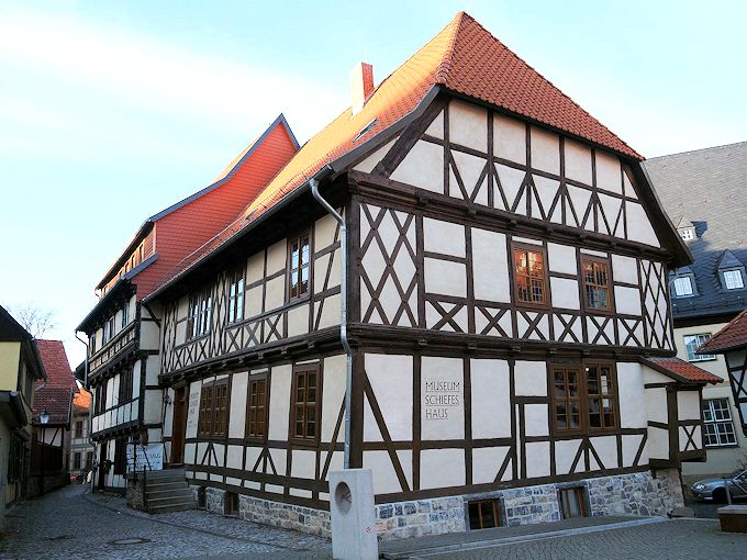 Il museo "Schiefes Haus" (casa storta)